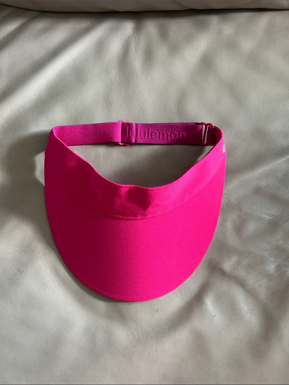 NWOT Lululemon athletica Hot Pink Visor